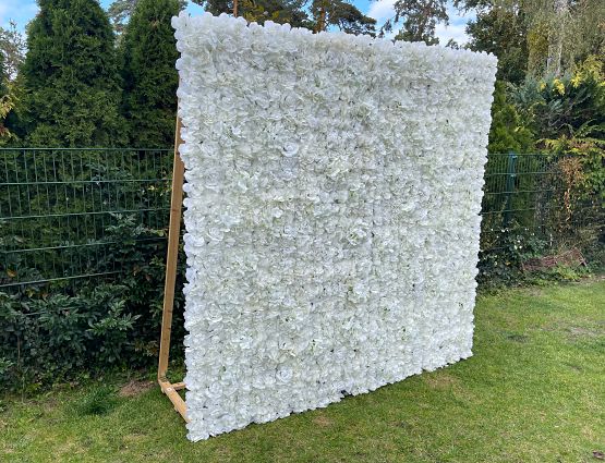 Weiße Blumenwand mieten, Hochzeit in Berlin, Hochzeitsdekoration mieten, Hochzeit mieten, Rund um Ihre Hochzeit Berlin