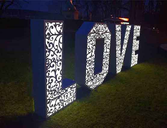 Love Buchstaben XXL 1.4m Rund um Ihre Hochzeit