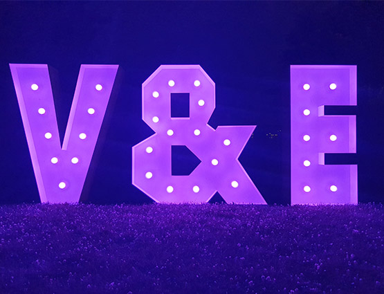 XXL Buchstaben 1,2m mieten Berlin rund f&uuml;r die Hochzeit, Hochzeitstdekoration mieten in Berlin, Hochzeitsdekoration mieten, Hochzeit mieten, rund um die Hochzeit